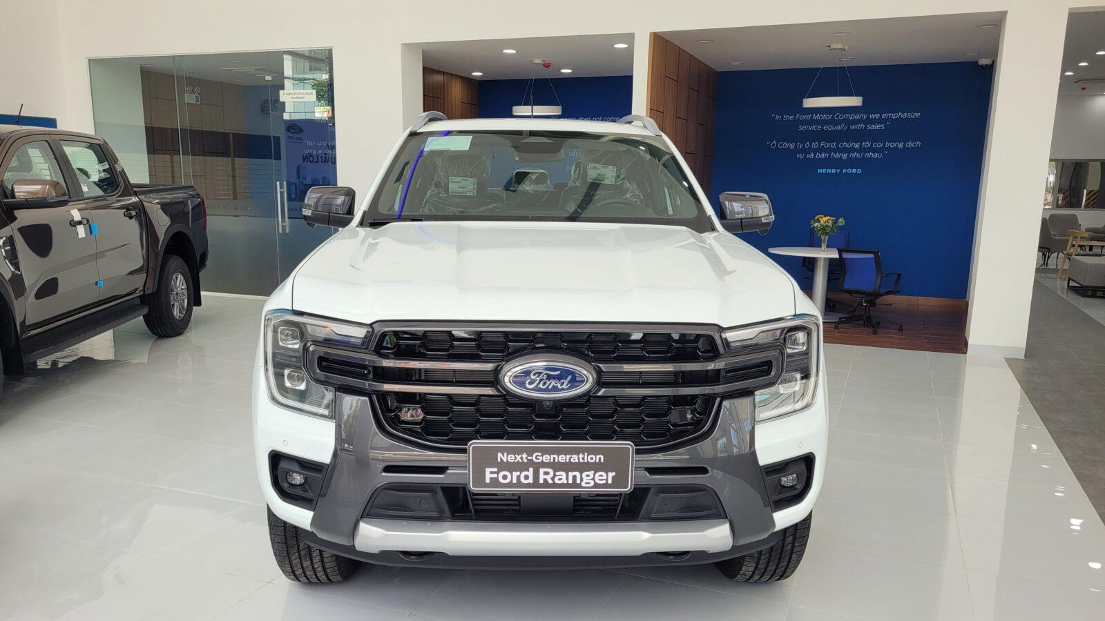 Giá Ford Ranger Wildtrak Quảng Nam. Chi phí lăn bánh xe Ranger Wildtrak tại Quảng Nam và Quảng Ngãi 14 Giá Ford Ranger Wildtrak Quảng Nam. Chi phí lăn bánh xe Ranger Wildtrak tại Quảng Nam và Quảng Ngãi Ford Ranger Wildtrak Quảng Nam