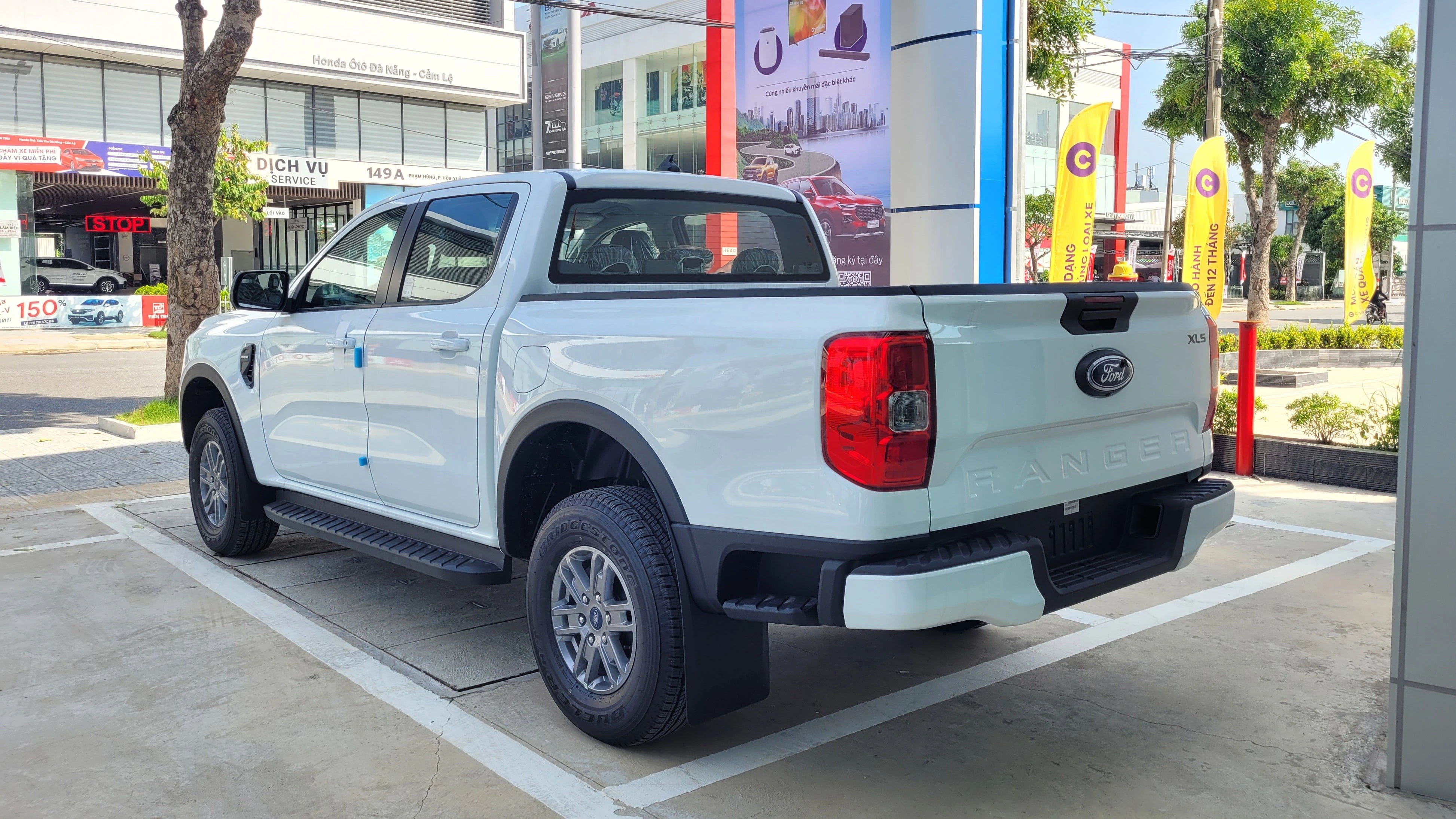Ford Ranger XLS Quảng Nam