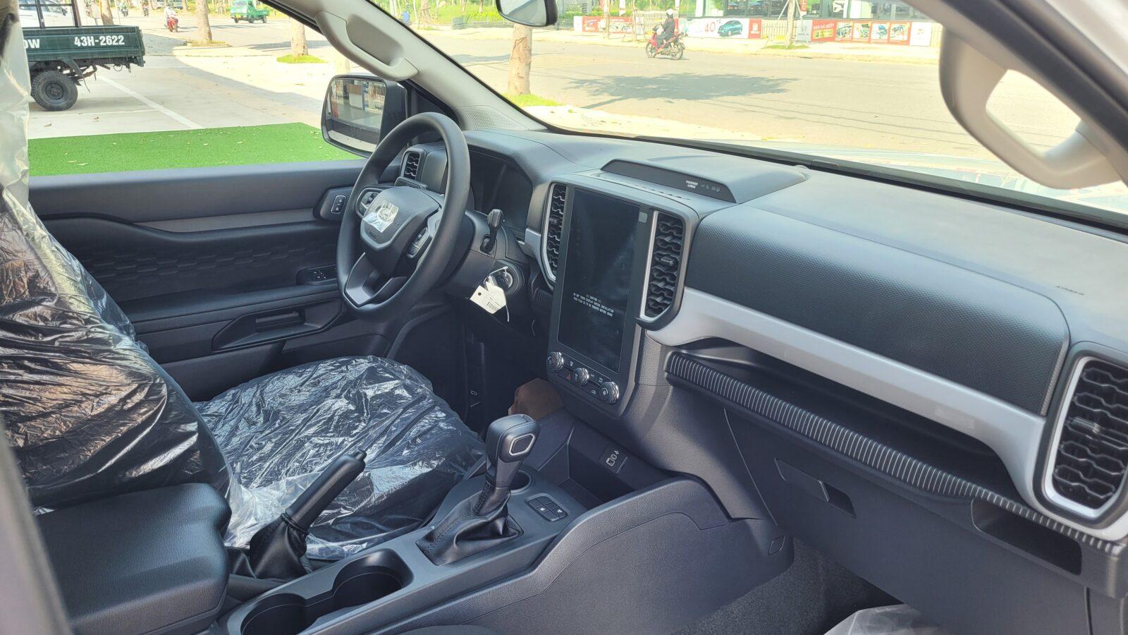 Ford Ranger XLS Quảng Nam