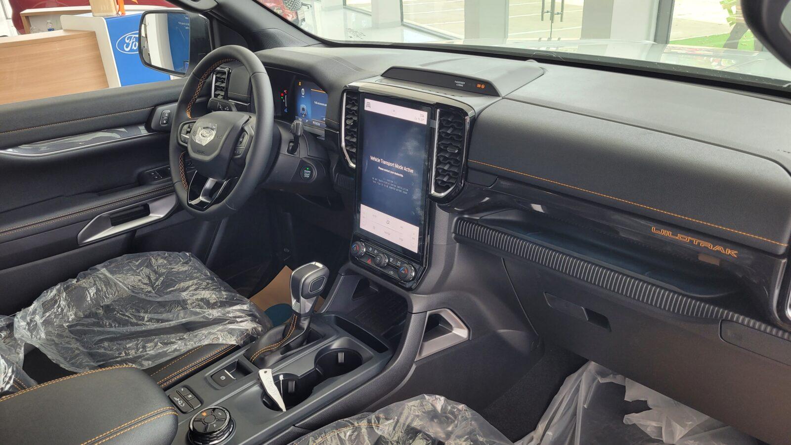 Giá Ford Ranger Wildtrak Quảng Nam. Chi phí lăn bánh xe Ranger Wildtrak tại Quảng Nam và Quảng Ngãi 16 Giá Ford Ranger Wildtrak Quảng Nam. Chi phí lăn bánh xe Ranger Wildtrak tại Quảng Nam và Quảng Ngãi Ford Ranger Wildtrak Quảng Nam